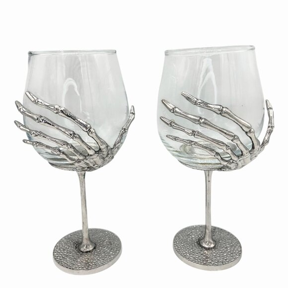 NWT SET OF 2 SKELETON HAND DIMPLED SILVER METAL HALLOWEEN GOTHIC WINE GLASSES - Picture 1 of 4